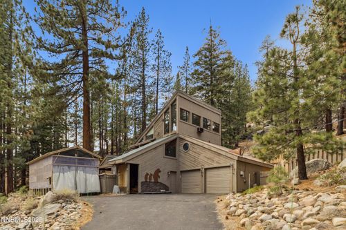 678 Virginia Dr, Stateline, NV, 89449 | Card Image