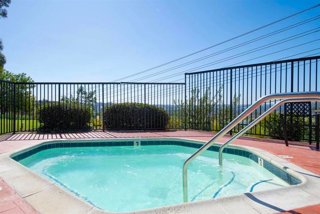 Swimming Pool/Hot Tub/Sauna | Image 26