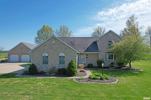 211 Oak St, Damiansville, IL, 62215-1339 | Card Image