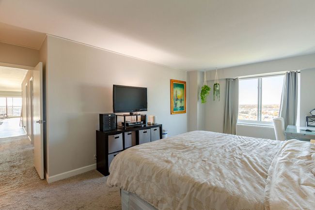 APT-1402 - 7141 N Kedzie Ave, Condo with 3 bedrooms, 2 bathrooms and 2 parking in CHICAGO IL | Image 21