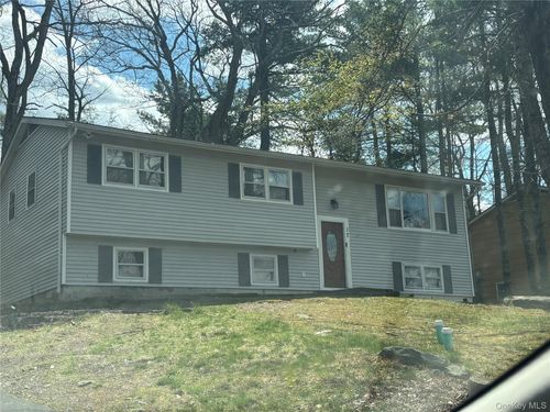 17 Chester St, Rock Hill, NY, 12775-6105 | Card Image