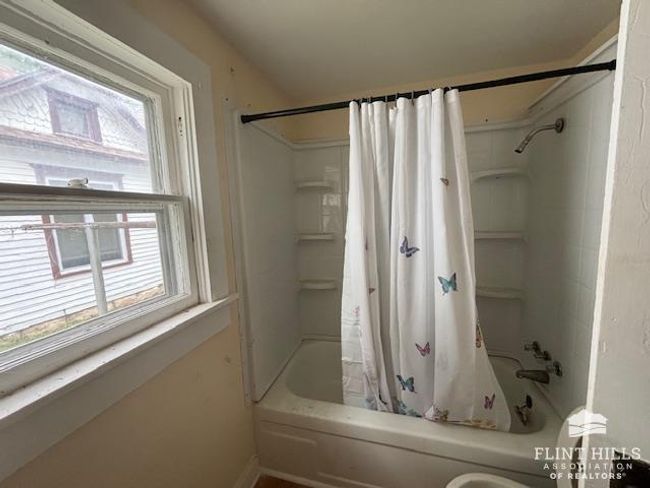 202 S A St, House other with 2 bedrooms, 1 bathrooms and null parking in Herington KS | Image 15