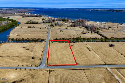 101 Sandpiper Dr, Hertford, NC, 27944-7709 | Card Image