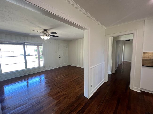 1107 N Hackberry Ave, House other with 3 bedrooms, 2 bathrooms and null parking in Gladewater TX | Image 9