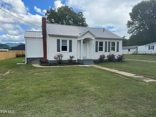 127 Lynnwood Ave, Elizabethton, TN, 37643-7666 | Card Image