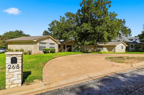 268 Quail St, Meadowlakes, TX, 78654-7122 | Card Image