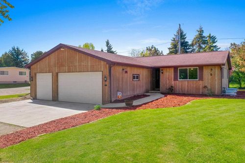 1842 N Oakwood Road, Algoma, WI, 54904 | Card Image