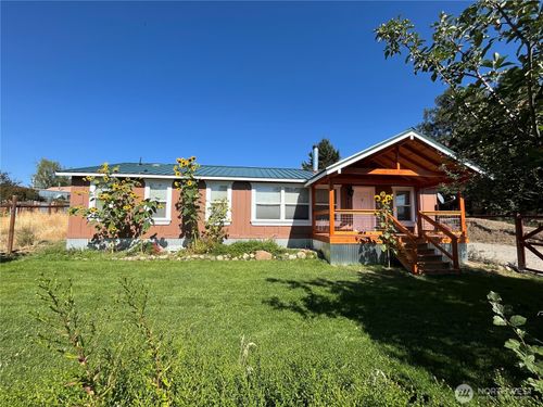 920 Castle Ave, Winthrop, WA, 98862-9742 | Card Image