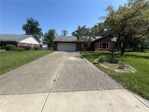 7912 Southbury Dr, Centerville, OH, 45458-2921 | Card Image