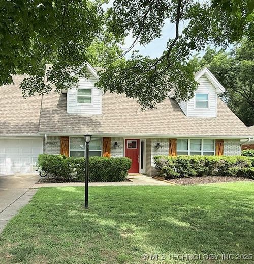 5642 S 82nd East Ave, Tulsa, OK, 74145-7926 | Card Image