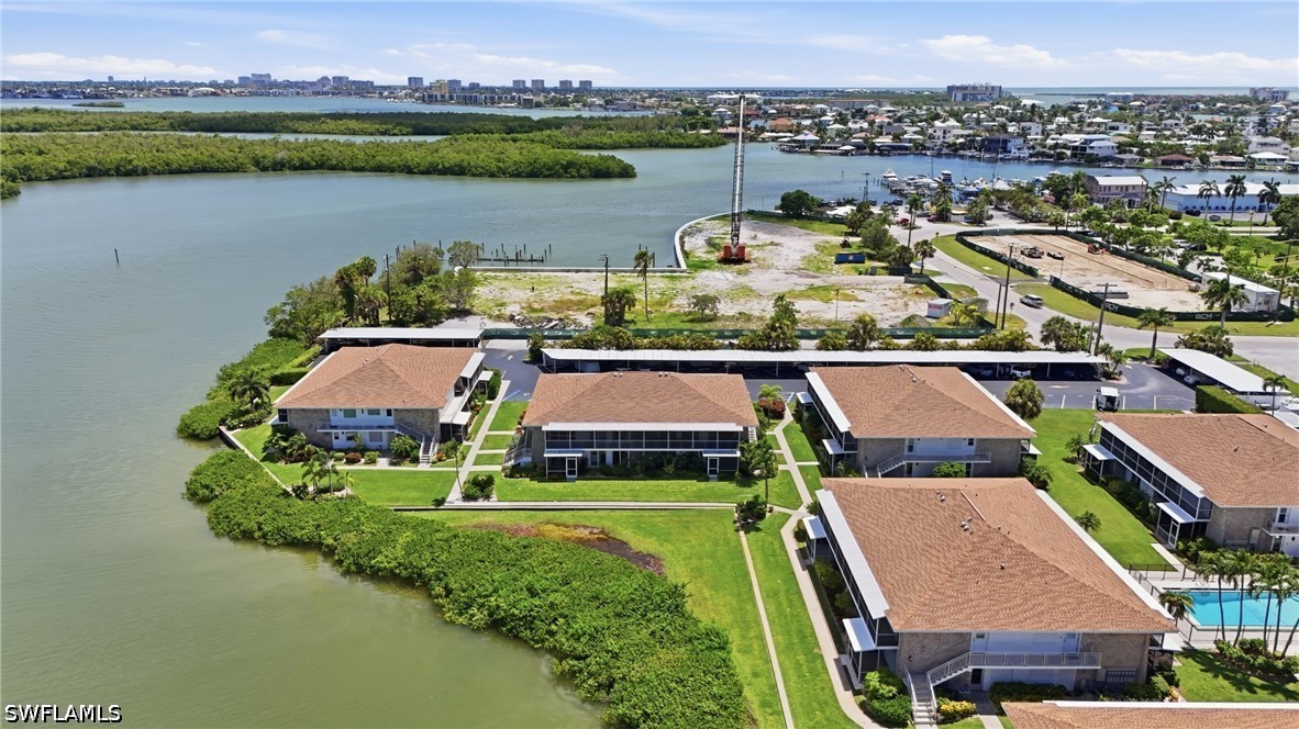 Residential in Naples 2