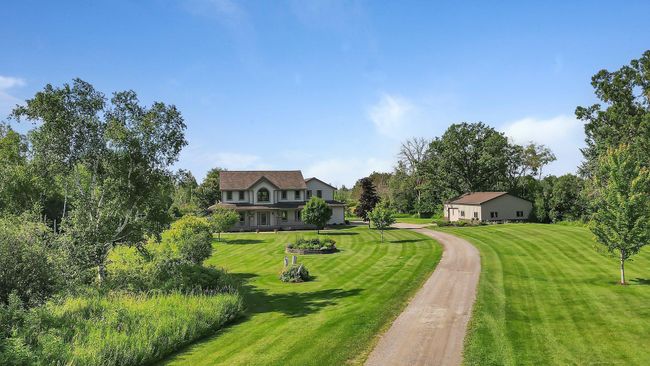 824 Main St W, House other with 4 bedrooms, 4 bathrooms and null parking in Saint Stephen MN | Image 67