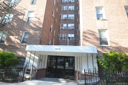 604-64-41 Saunders St, Rego Park, NY, 11374-3200 | Card Image