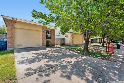 8954 Gill Brg, San Antonio, TX, 78254-4912 | Card Image
