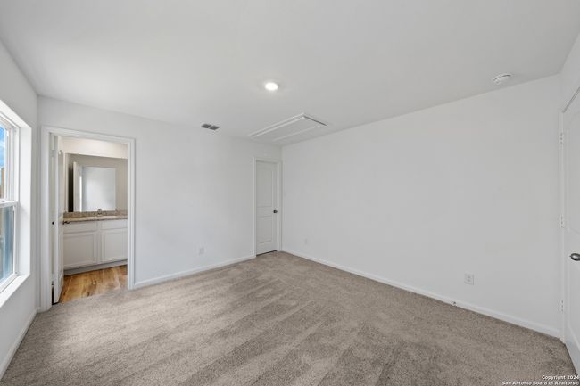 11506 Bald Eagle Hts, House other with 2 bedrooms, 2 bathrooms and null parking in San Antonio TX | Image 11