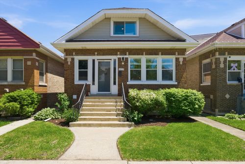 1423 Ridgeland Ave, Berwyn, IL, 60402-1148 | Card Image
