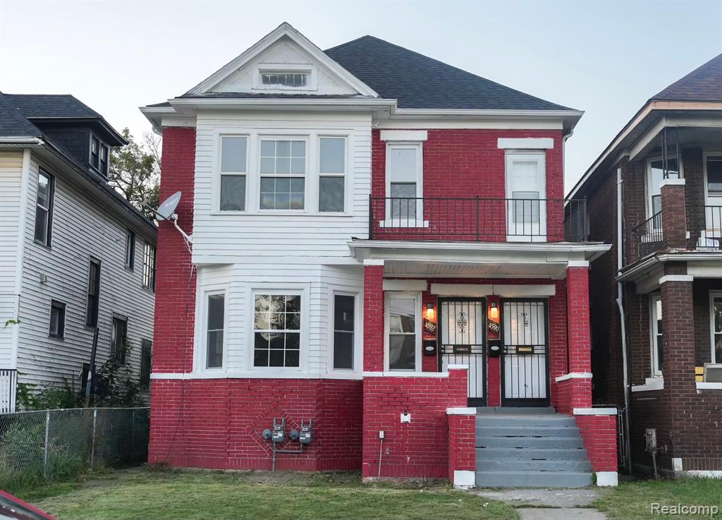 Pacific St, Detroit, MI 48204