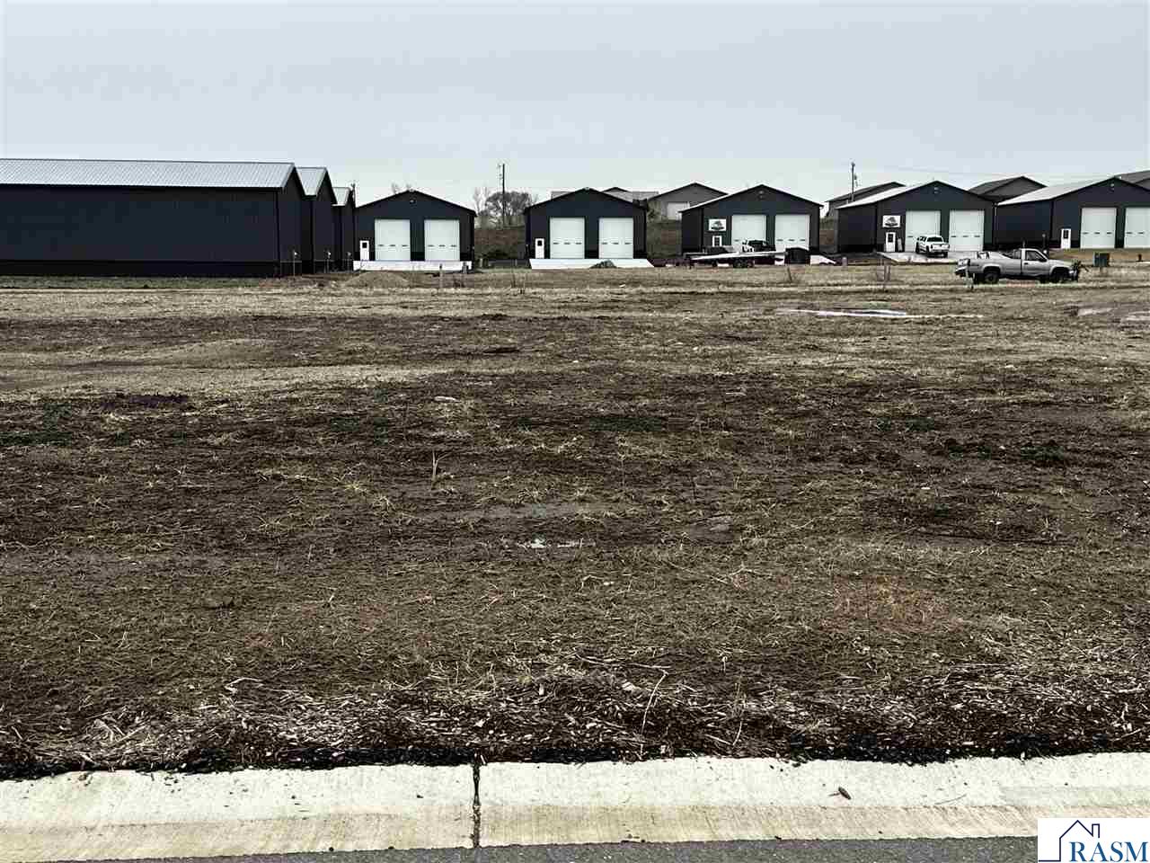 398 Collin Dr, Courtland, MN 56021