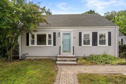 85 Whiting Ave, Dedham, MA, 02026-3022 | Card Image