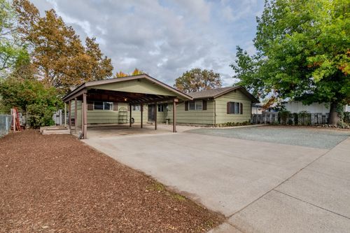 7967 Ajax St, White City, OR, 97503-1185 | Card Image