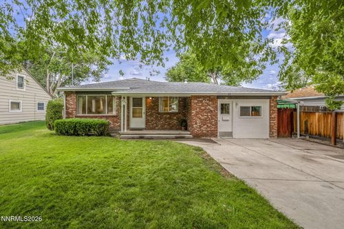 221 S Iris St, Carson City, NV, 89703-4516 | Card Image