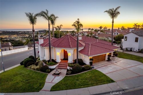 59 Valley View Dr, Pismo Beach, CA, 93449-2856 | Card Image