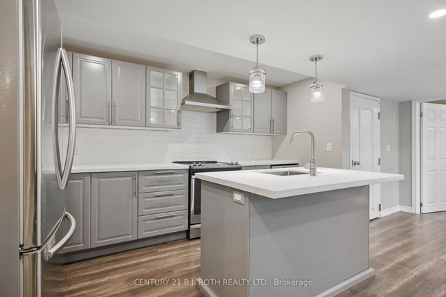 1 Kennedy Blvd, House other with 6 bedrooms, 5 bathrooms and 8 parking in Alliston ON | Image 17