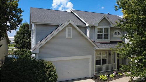 1205 Briarchase Dr, Lake St Louis, MO, 63367-6442 | Card Image