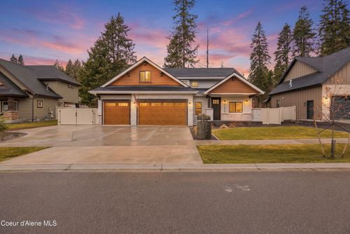 11925 N Rocking R Rd, Hayden, ID, 83835-8113 | Card Image