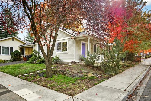 794 Park St, Ashland, OR, 97520-2506 | Card Image