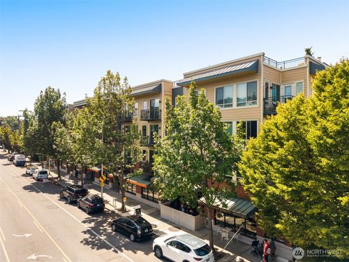 304-6801 Greenwood Ave N, Seattle, WA, 98103-5267 | Card Image