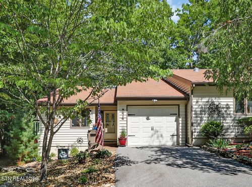 374 Lake Catherine Ct, Crossville, TN, 38558-7898 | Card Image