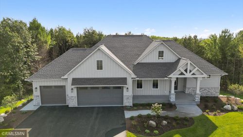 10484 56th Pl N, Lake Elmo, MN, 55042-5003 | Card Image