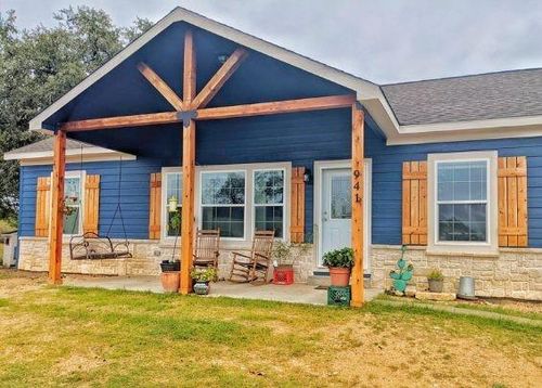 230 Vaughn Cir, Griffin, GA, 30223-6000 | Card Image