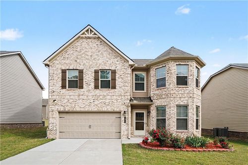 684 Lakehaven Ln, Loganville, GA, 30052-4197 | Card Image