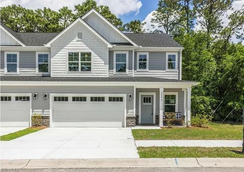 302 Goldberry Ln, Jamestown, NC, 27282-8869 | Card Image