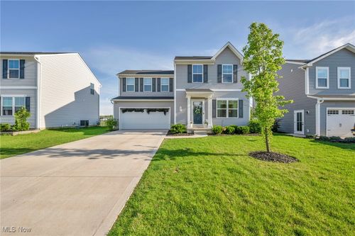 106 River Run Dr, Elyria, OH, 44035-7800 | Card Image