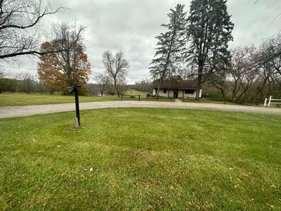 27996 W Roberts Road, House other with 2 bedrooms, 3 bathrooms and 6 parking in Lake Barrington IL | Image 2