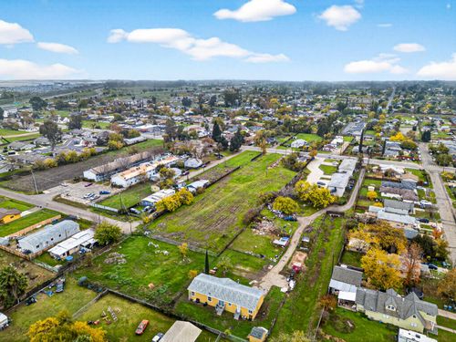 1835 7th Ave, Olivehurst, CA, 95961-4357 | Card Image