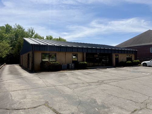 1854 Memorial Dr, Clarksville, TN, 37043 | Card Image