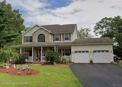 105 Woodcrest Blvd, Hazle Township, PA, 18202-8088 | Card Image