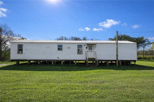 122 Stephen Ballay Ln, Port Sulphur, LA, 70083-2919 | Card Image