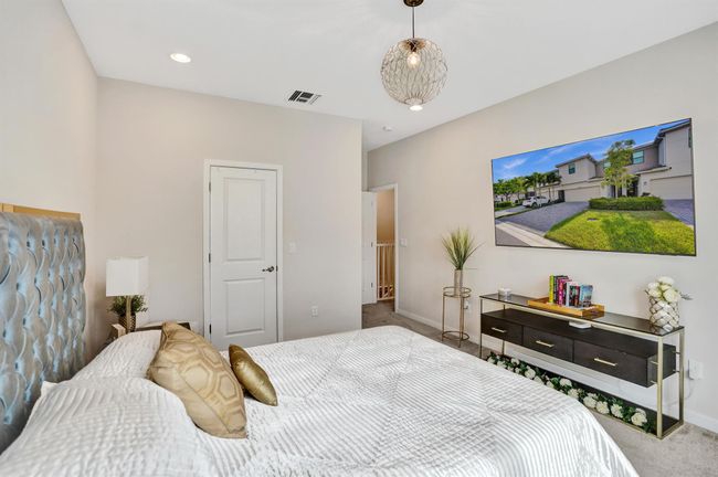 4412 Serpens Ln, Condo with 3 bedrooms, 3 bathrooms and null parking in Lake Worth FL | Image 41