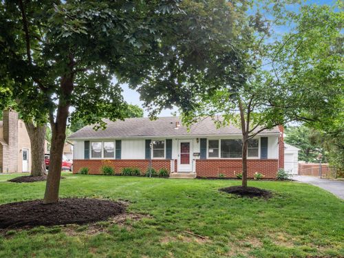 1454 Osborn Dr, Upper Arlington, OH, 43221-3430 | Card Image