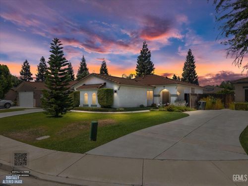 9712 Bossa Nova Ct, Bakersfield, CA, 93312-5956 | Card Image