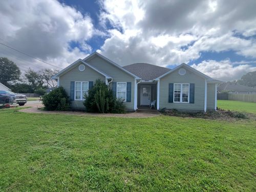 460 Kendyl Cv, Henderson, TN, 38340-1638 | Card Image