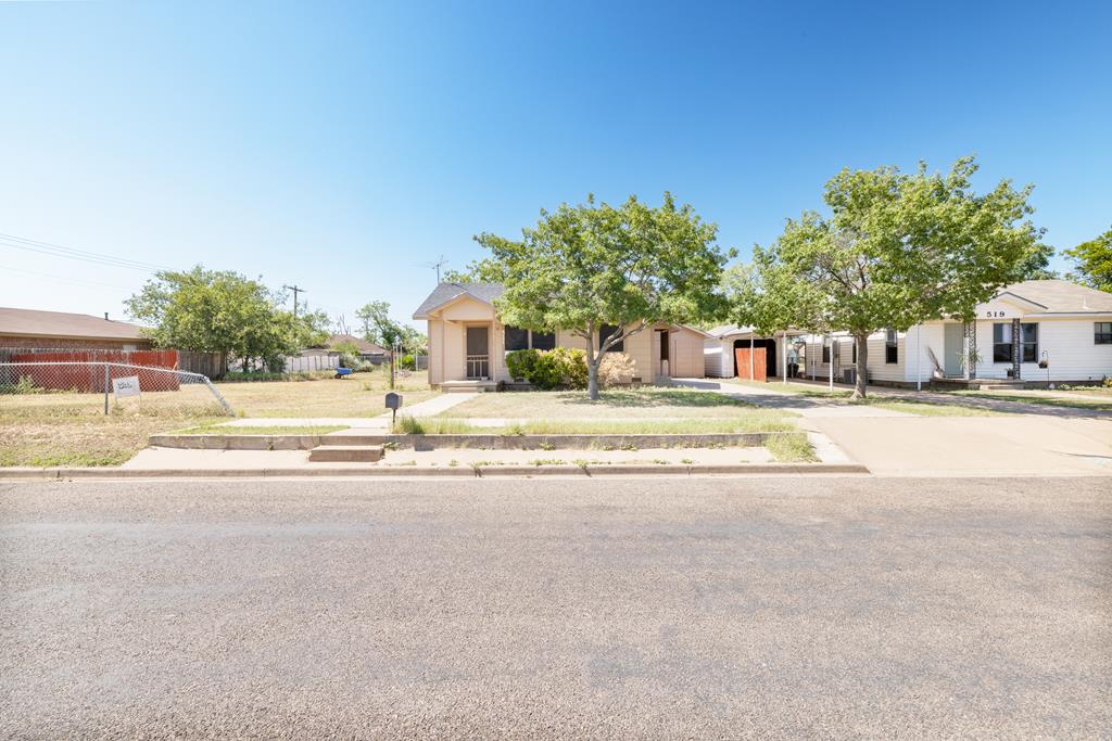 42nd St, San Angelo, TX 76903