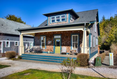 251 Meriweather St, Pacific Beach, WA, 98571-5005 | Card Image