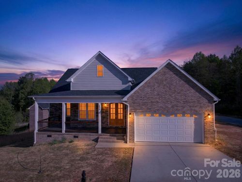 416 Whitmore St Se, Lenoir, NC, 28645-9270 | Card Image