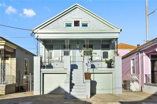 3007 Dumaine St, New Orleans, LA, 70119-4001 | Card Image